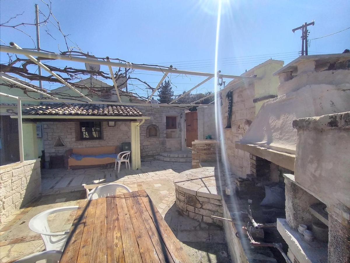 Stonemakers Hide Karyotikon Exterior foto